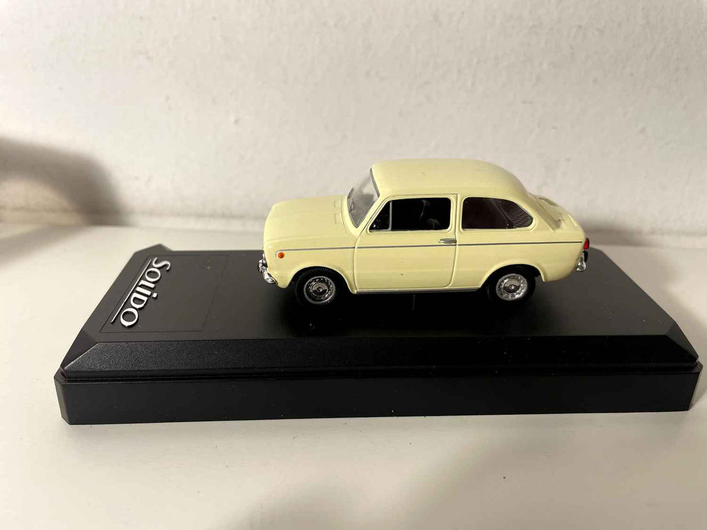 Fiat 850 jasnożółty z 1969 roku - Solido numer 1856