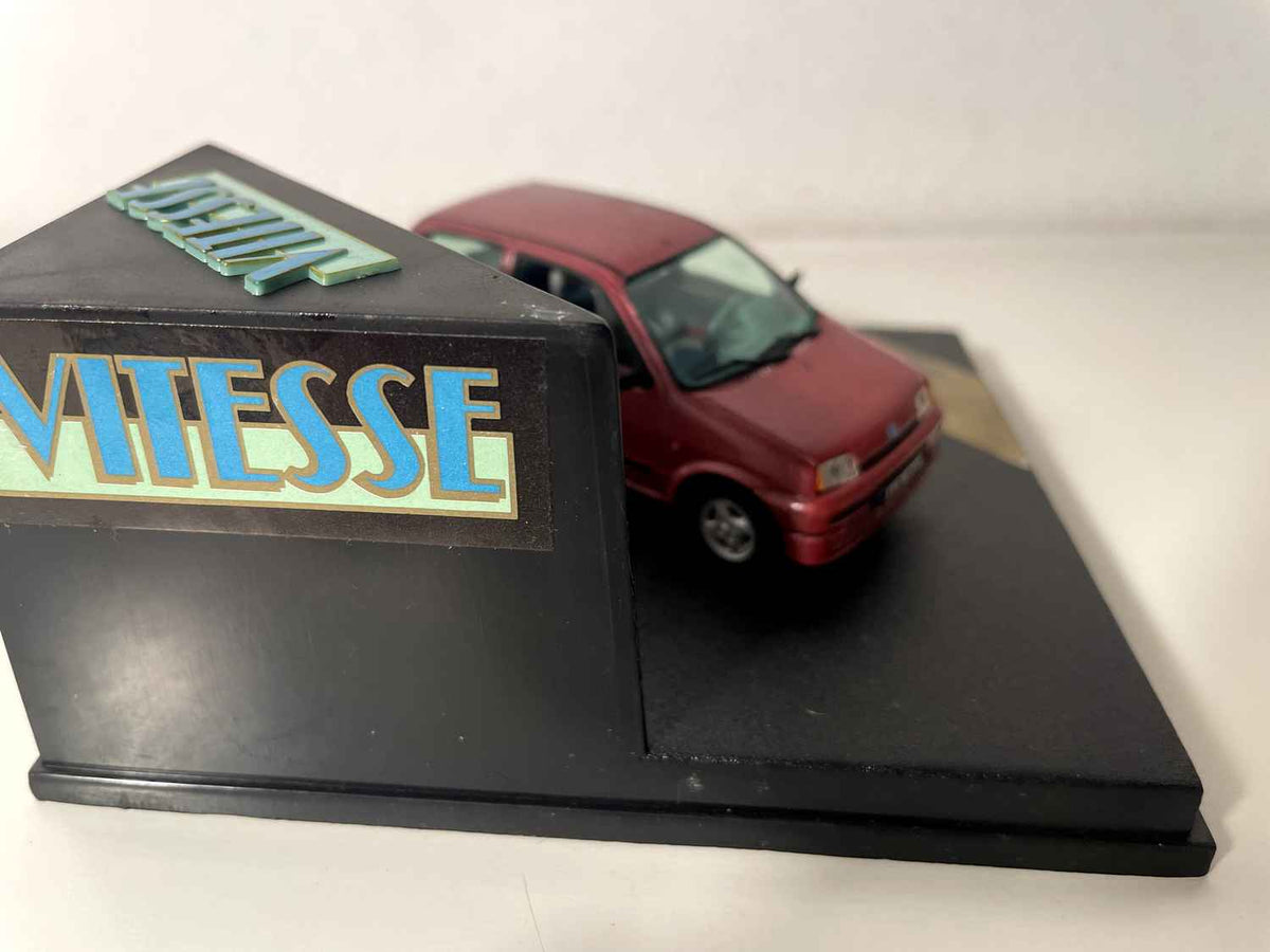 Fiat Cinquecento bordeaux de 1996 - Vitesse référence V095B