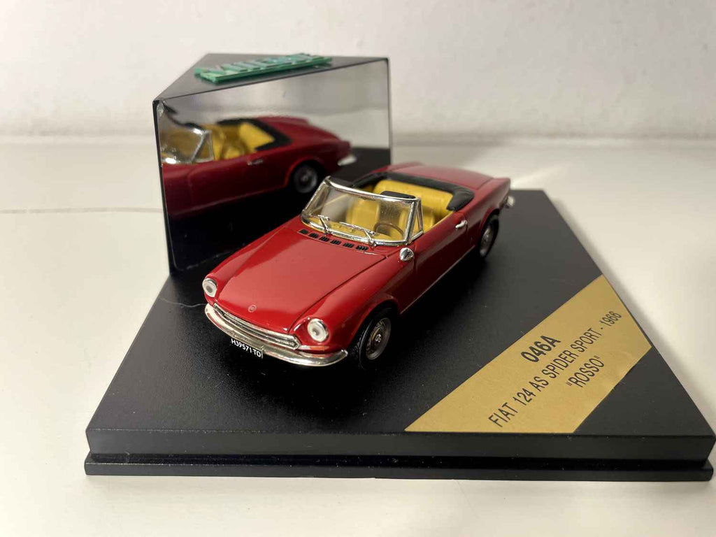 Fiat 124 AS Spider Sport rouge foncée de 1966 - Vitesse référence 046A