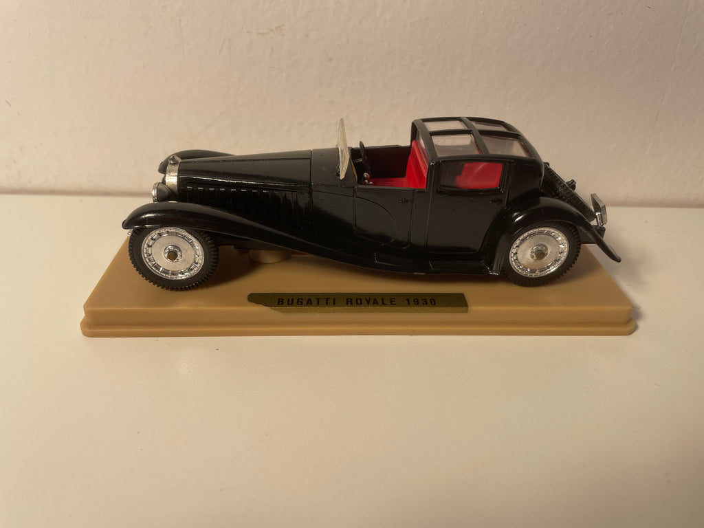 Bugatti royale noire del 1930 - Solido