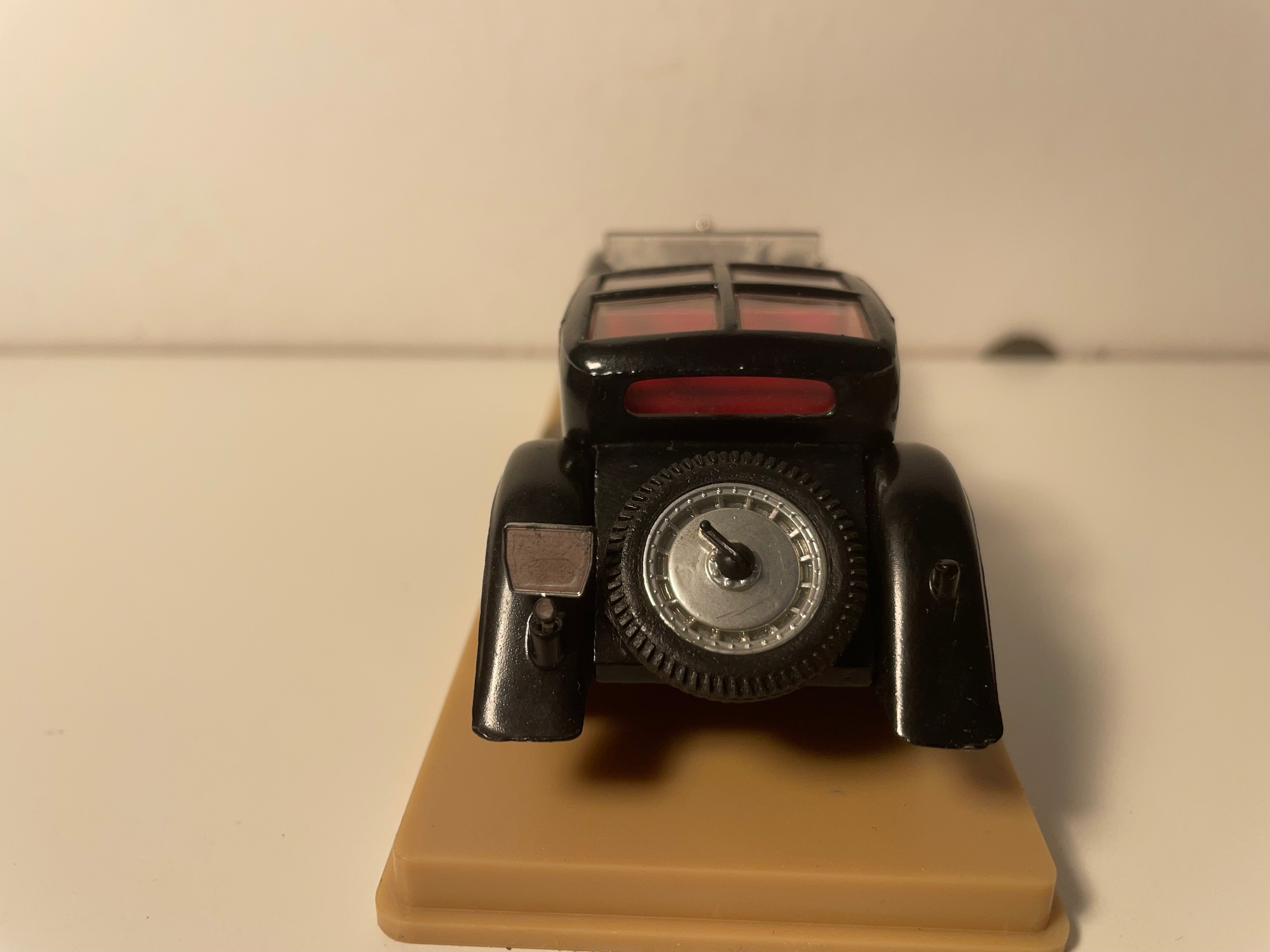 Bugatti royale noire del 1930 - Solido