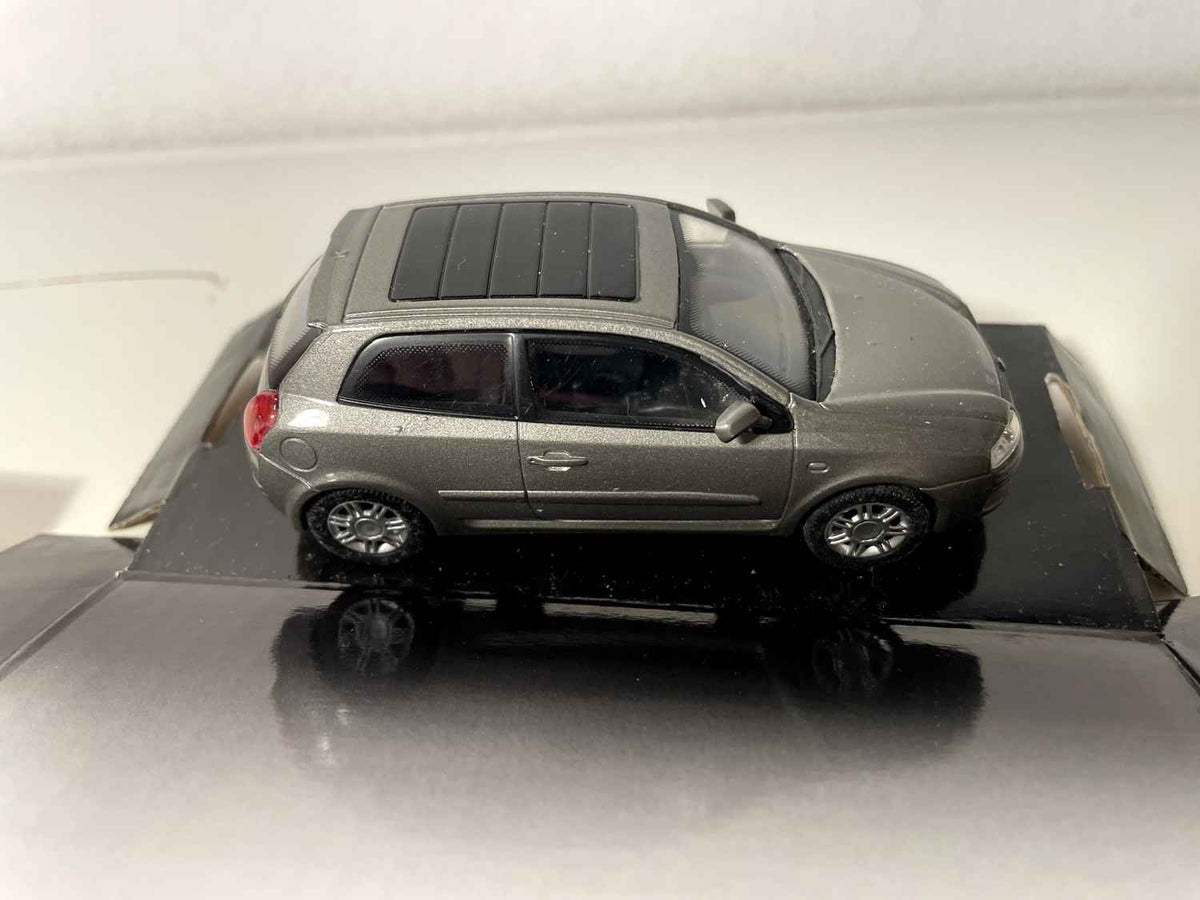 Fiat Stilo Grau - Cararama