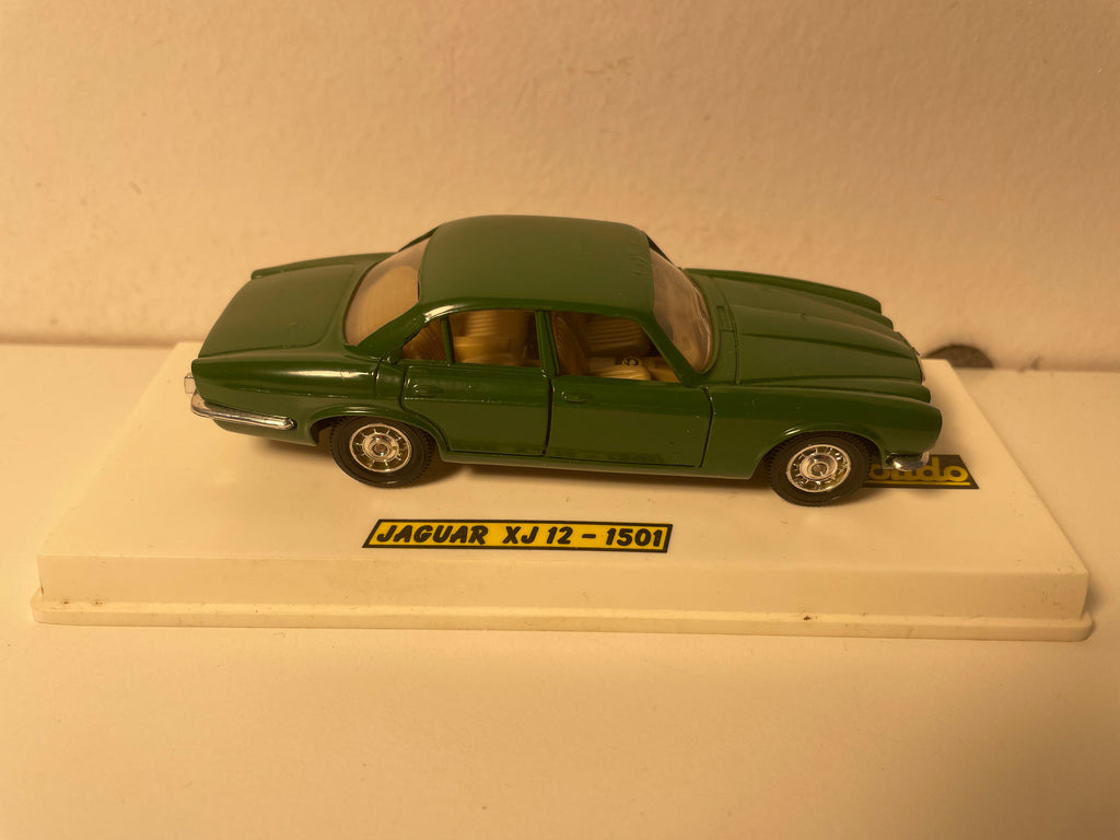 Jaguar XJ12 zielony - Solido numer 1501