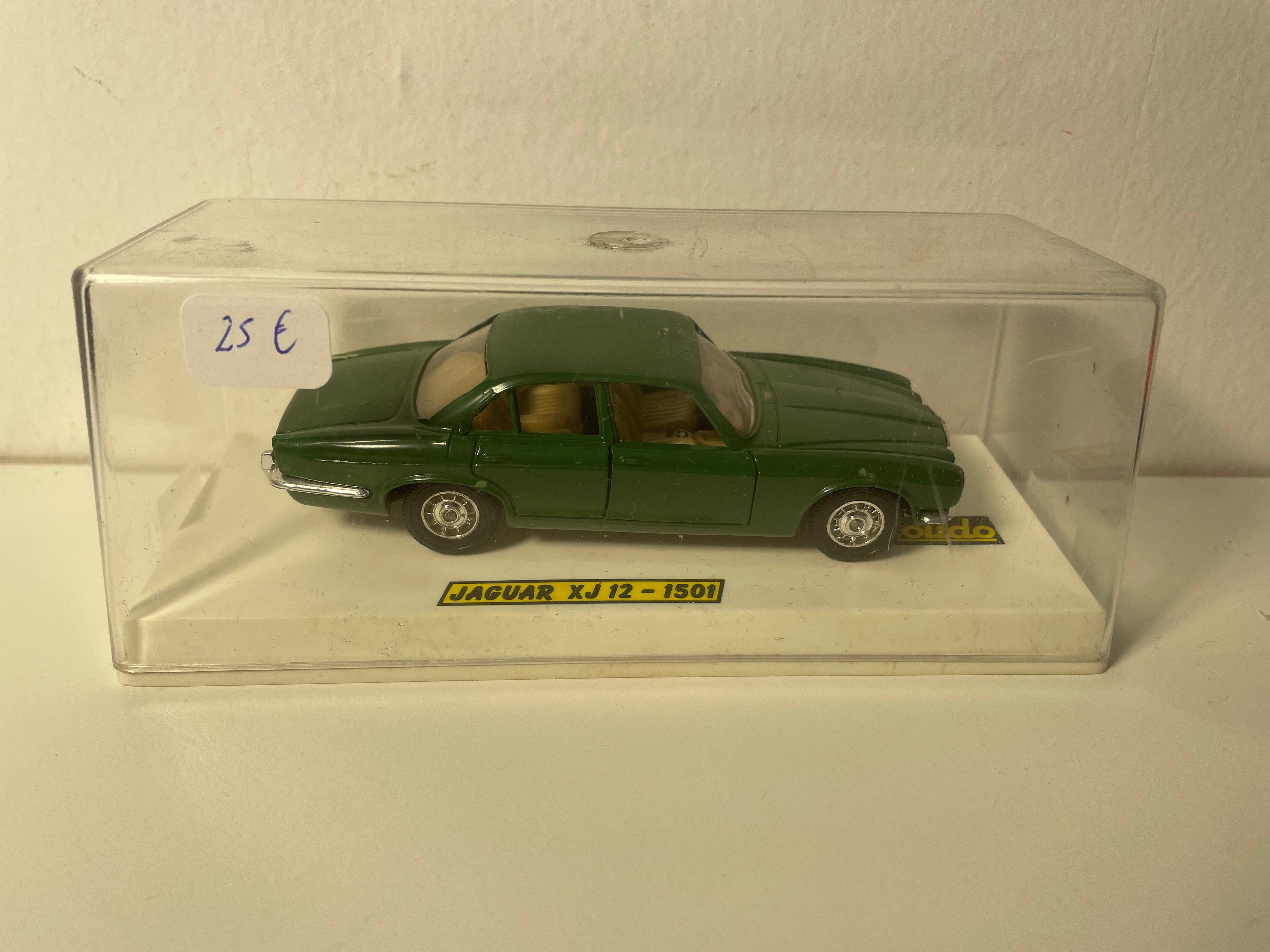 Jaguar XJ12 zielony - Solido numer 1501