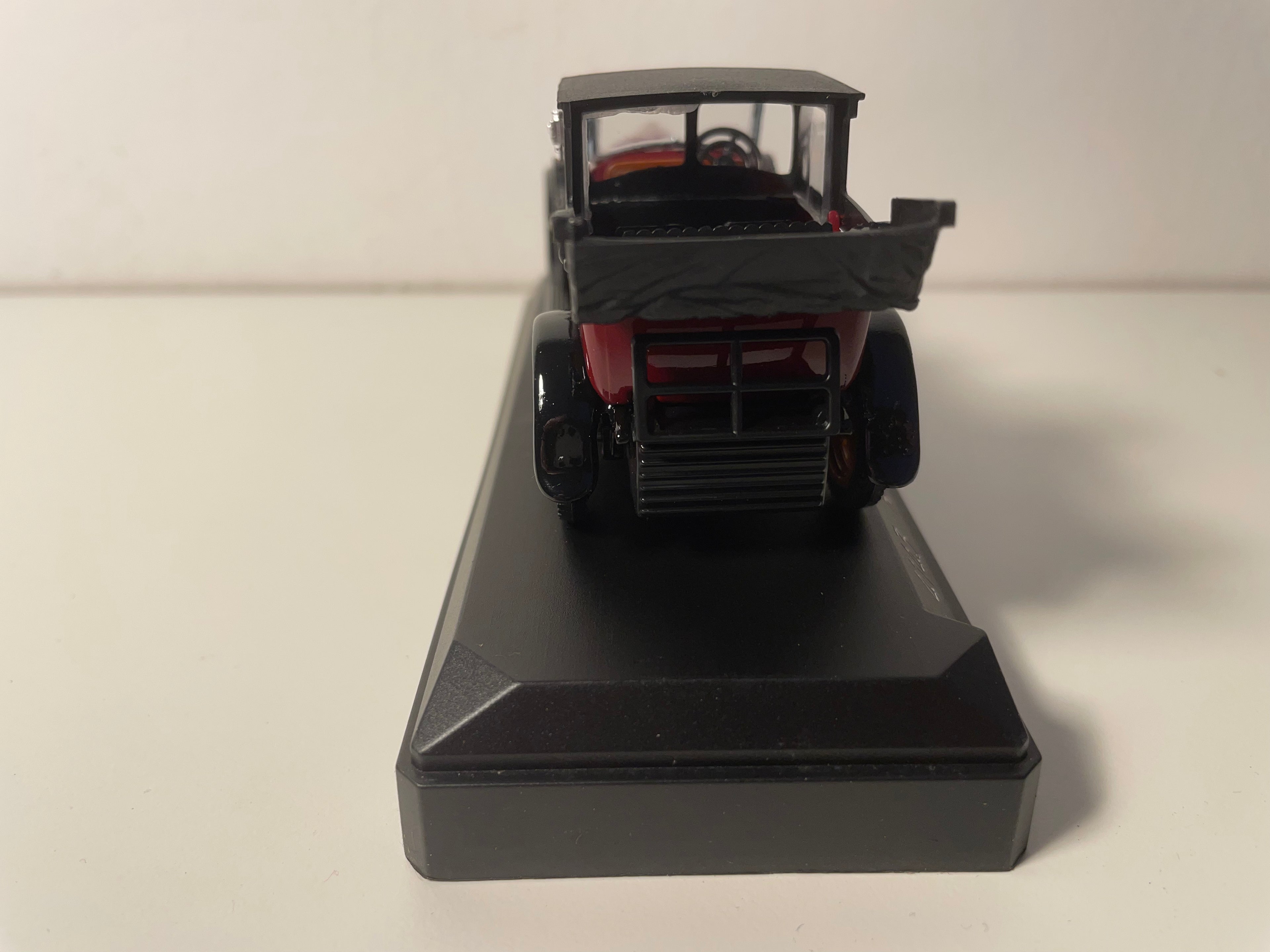 Renault 40 CV Landaulet bordeaux - Solido riferimento 4143