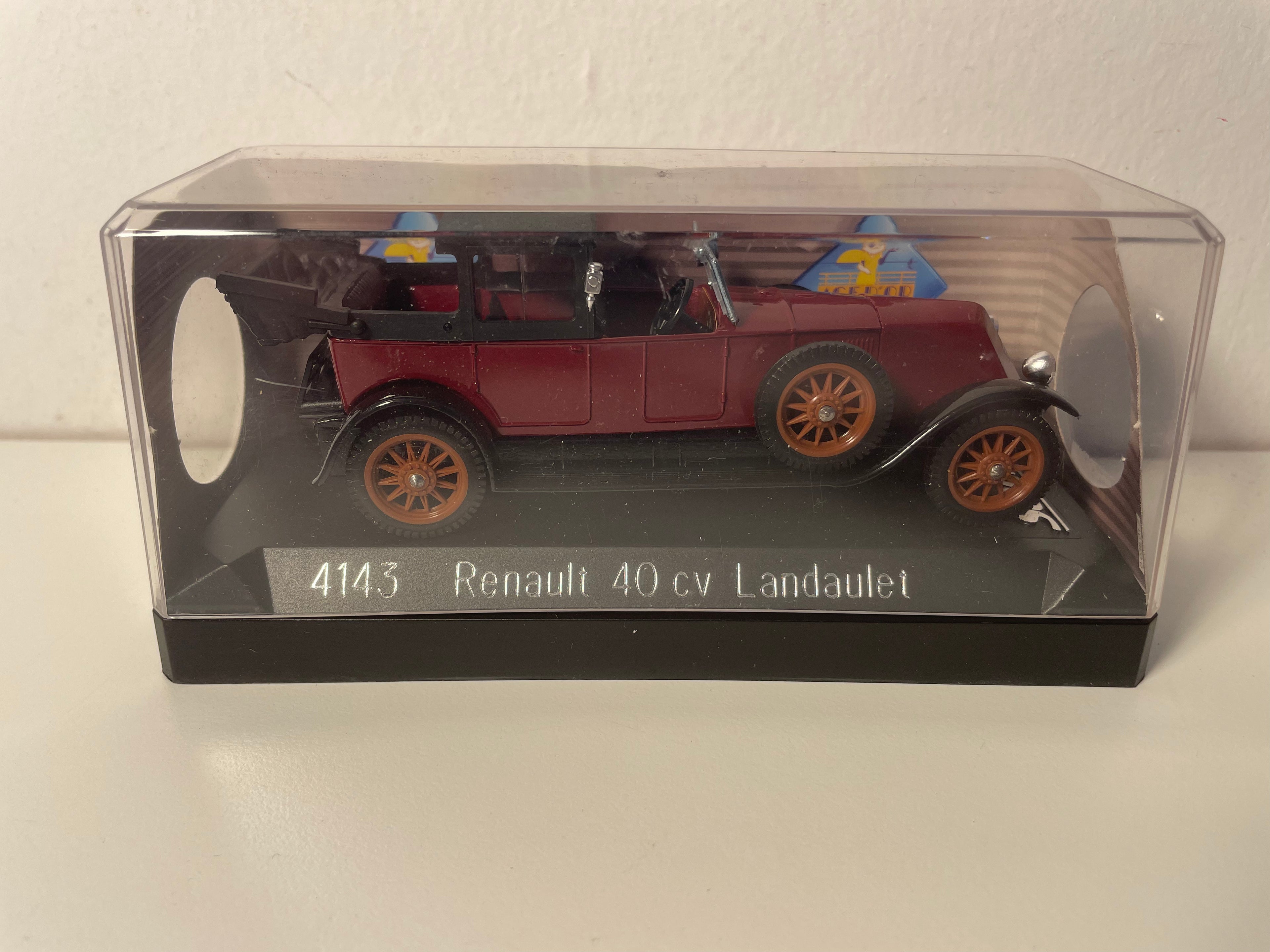 Renault 40 CV Landaulet bordeaux - Solido riferimento 4143