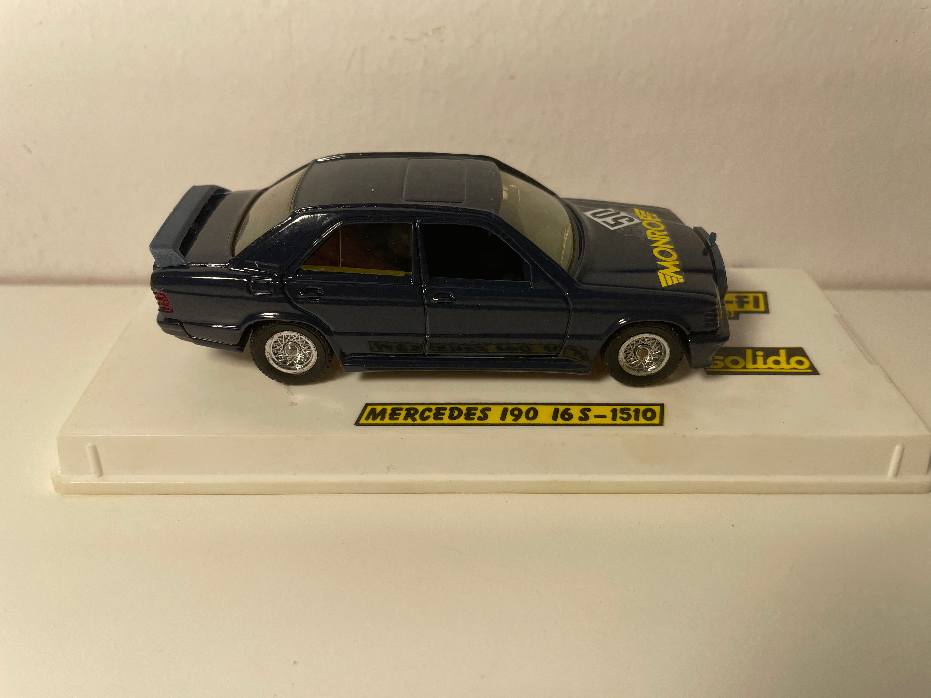 Mercedes 190 16S blu - Solido riferimento 1510