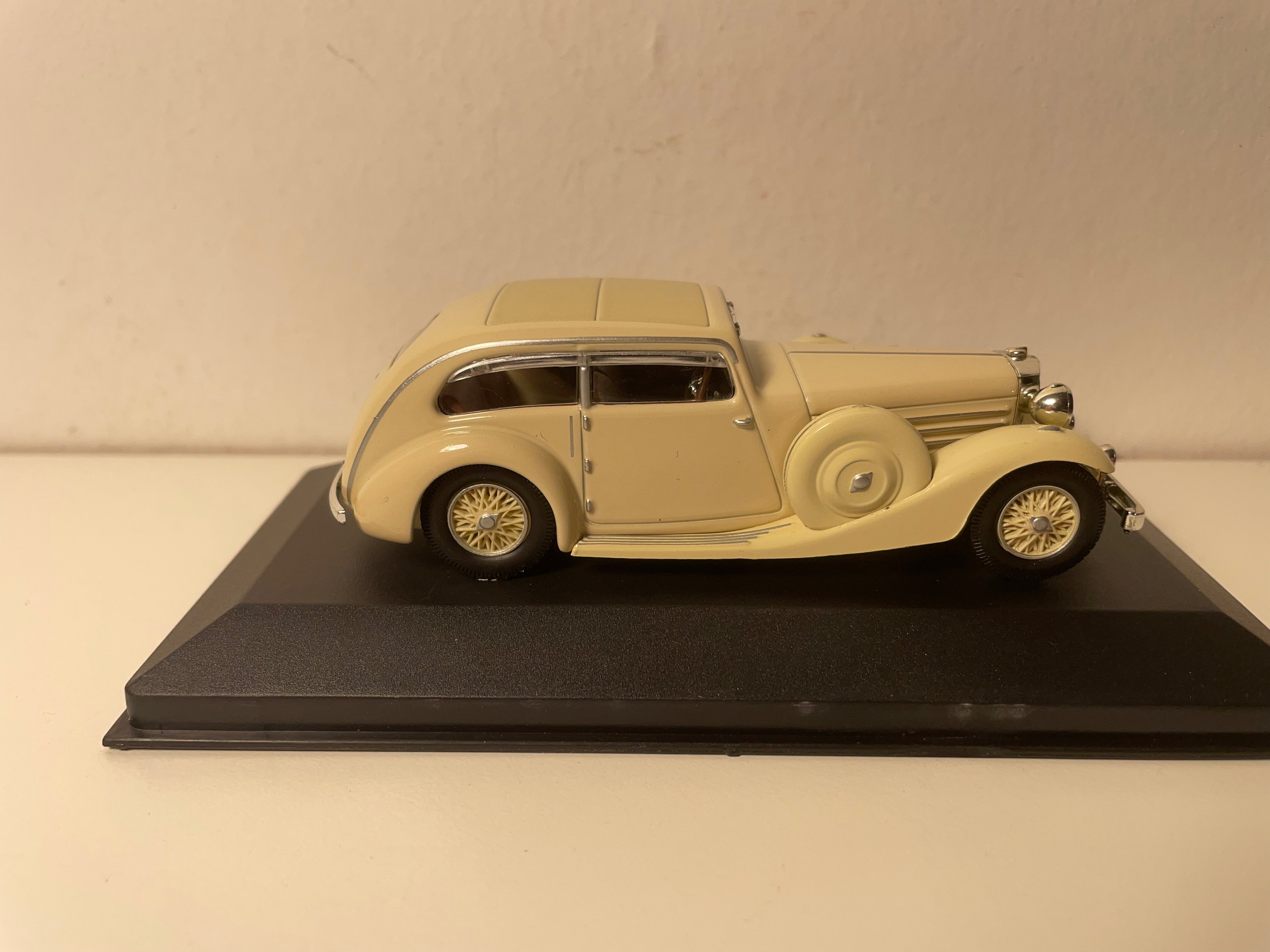 Jaguar SS1 Airline beige del 1935