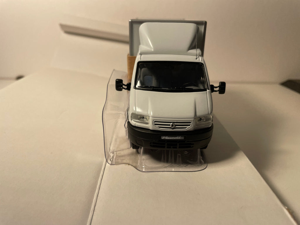 Renault Mascott Truck Model White - NOREV