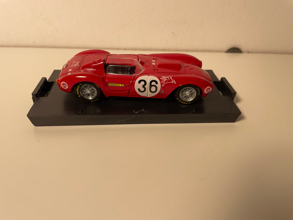 Lancia D24 rood nummer 36 uit 1953 - BRUMM