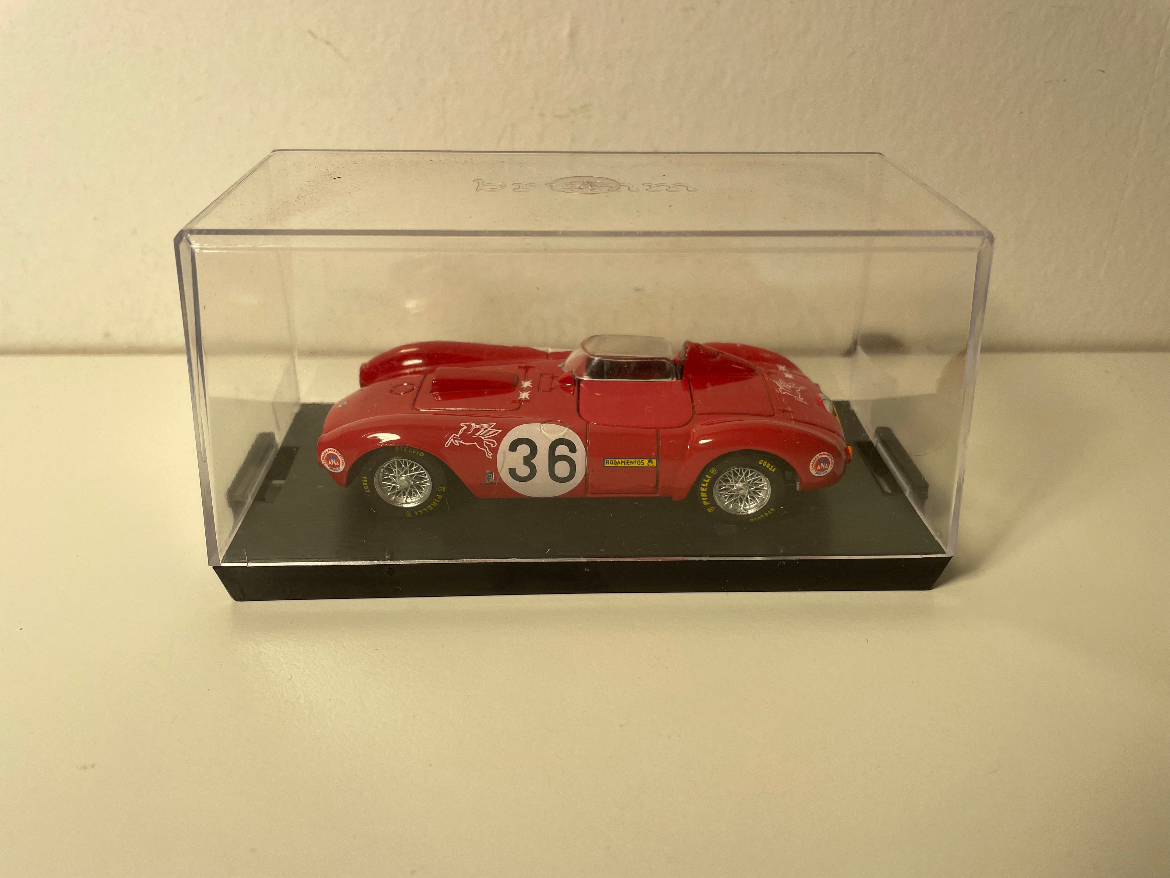 Lancia D24 rood nummer 36 uit 1953 - BRUMM
