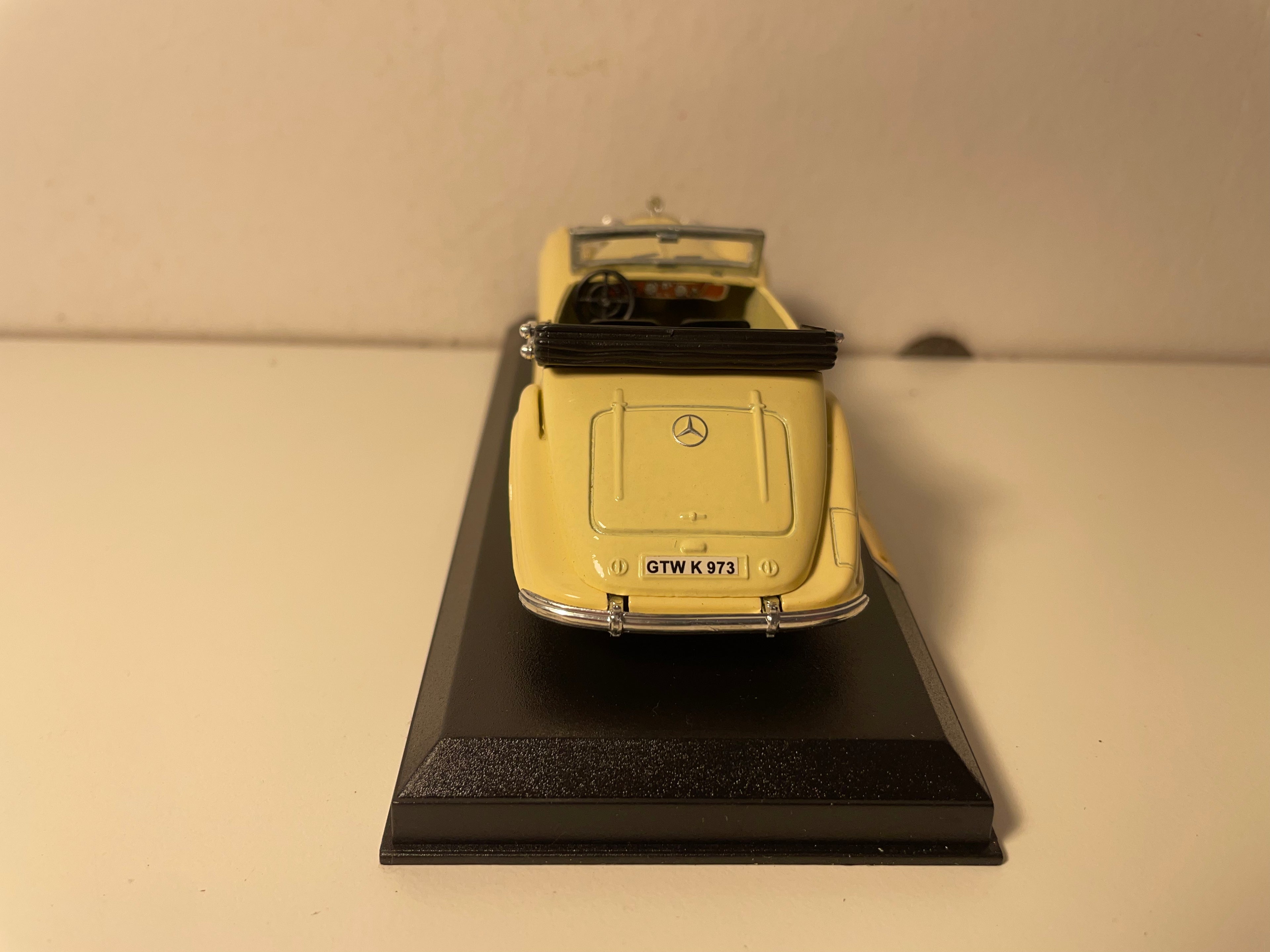Mercedes 540K beige del 1938 (collezione Auto d'eccezione)