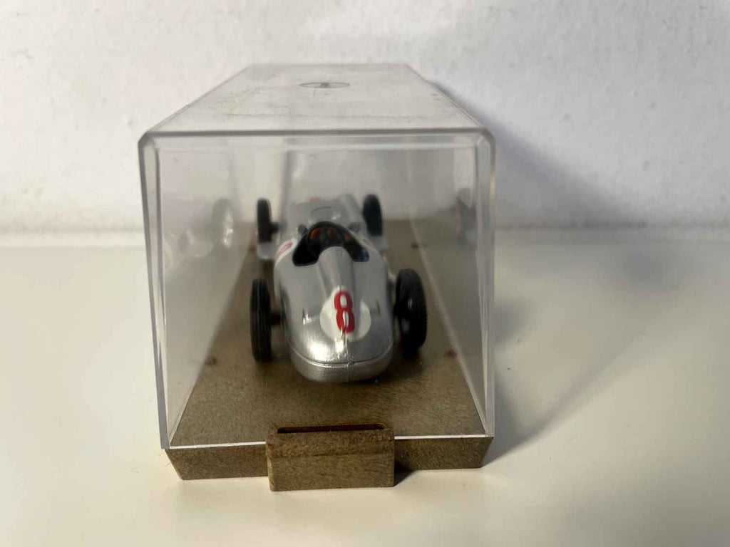 Mercedes W 196 HP 295 from 1954 gray number 8 - racing car (Brumm R72)