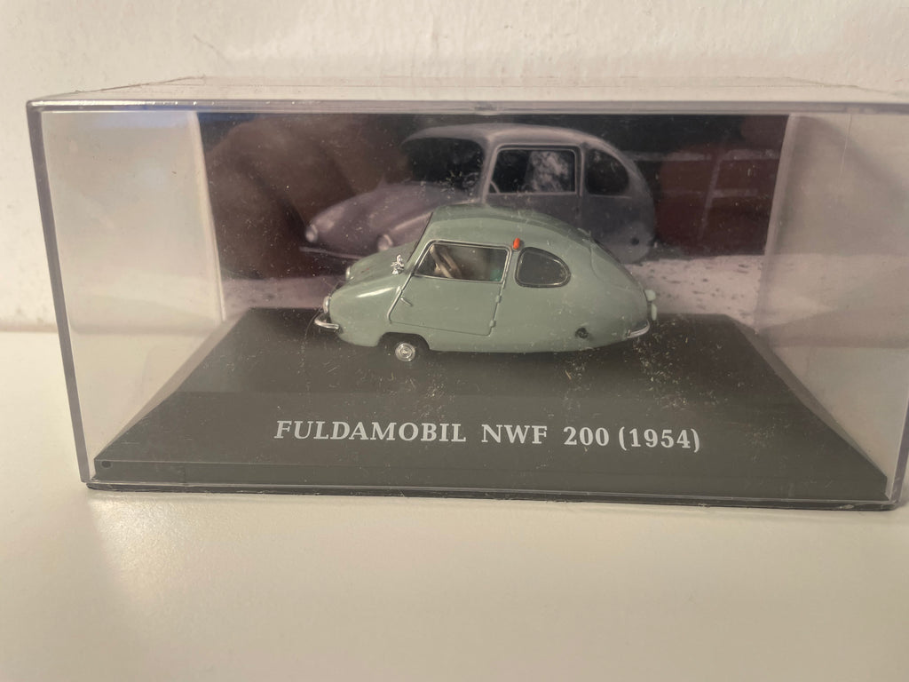 Micro voiture d'antan Fuldamobil NWF 200 grise/verte foncée?? de 1954 - voiture allemande