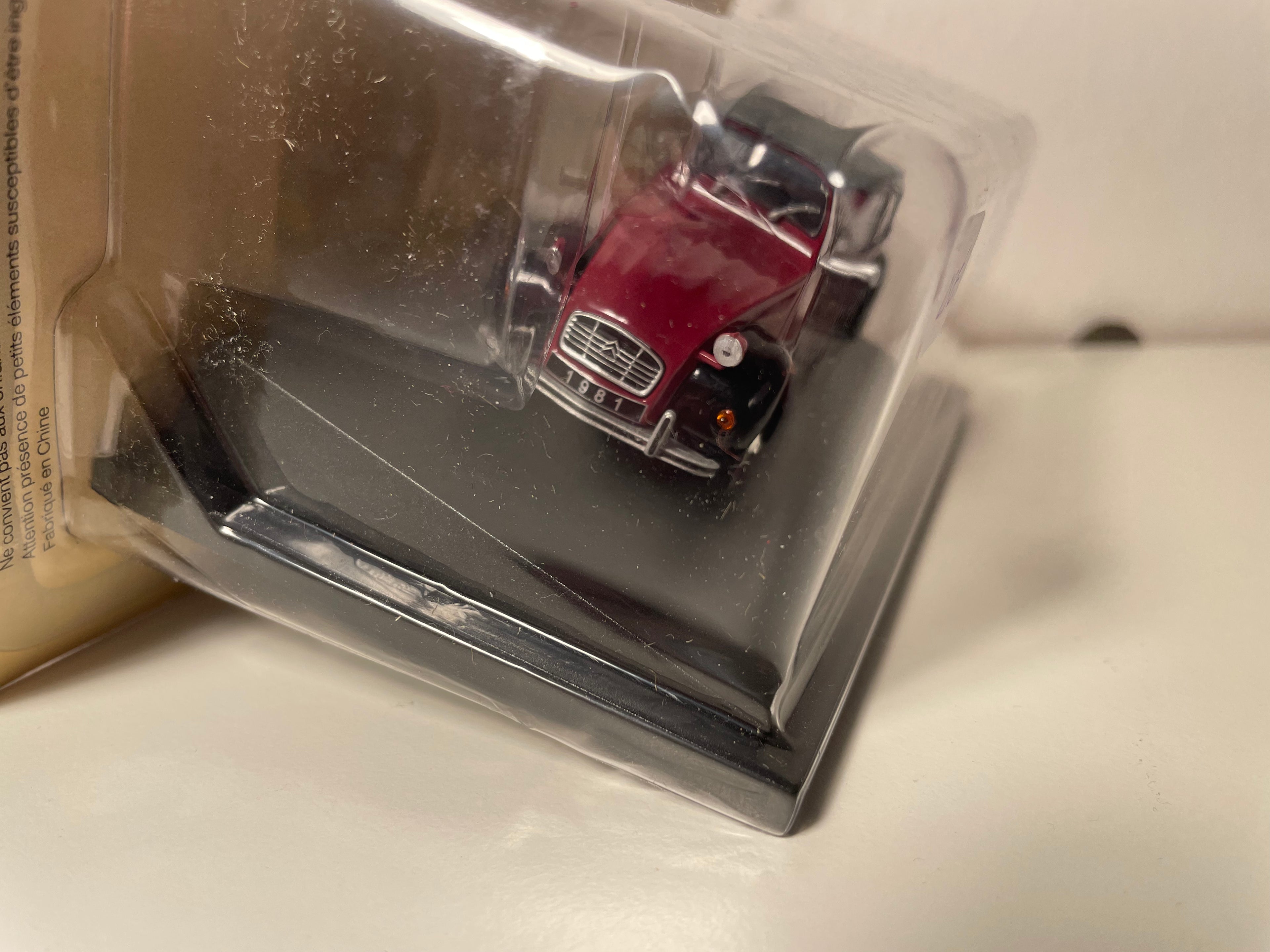1981 Citroën 2 CV Charleston burgundy and black