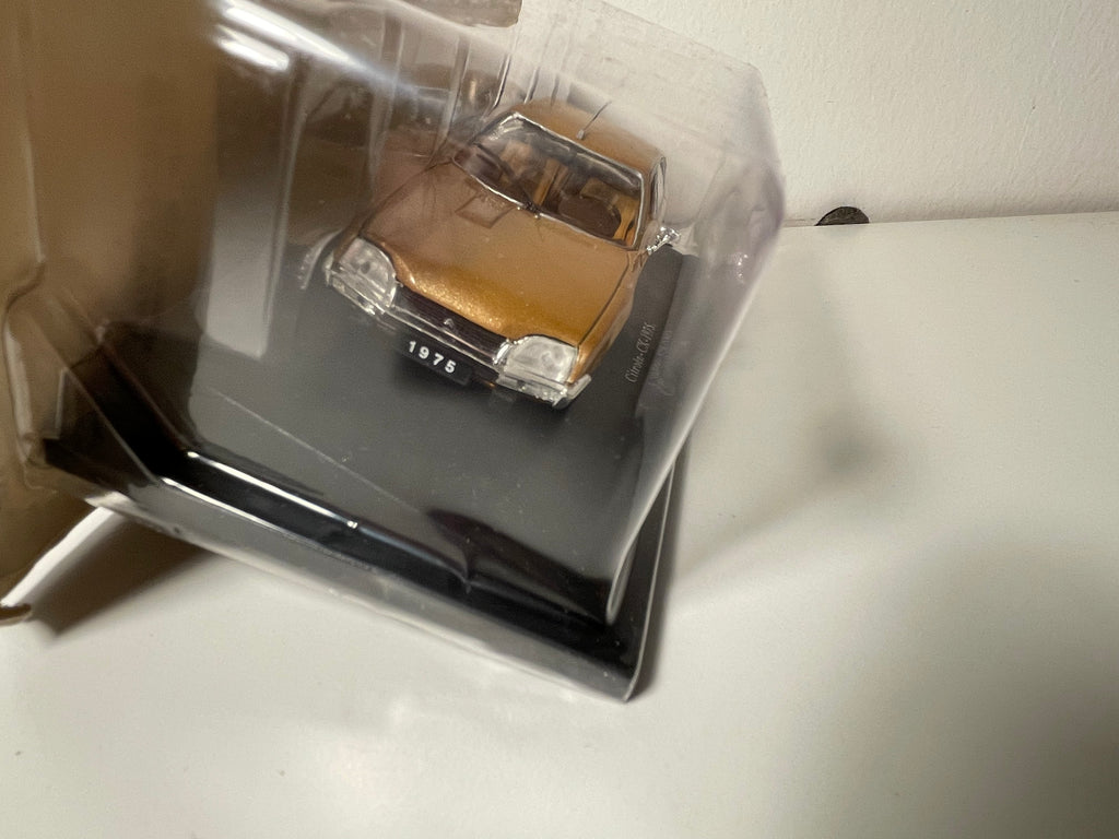 Citroën CX marron de 1975 (sous blister)