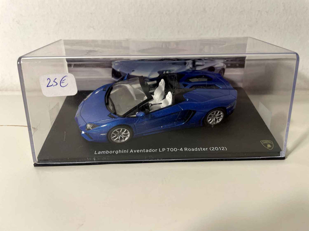 Lamborghini P 140 biała z 1988 roku