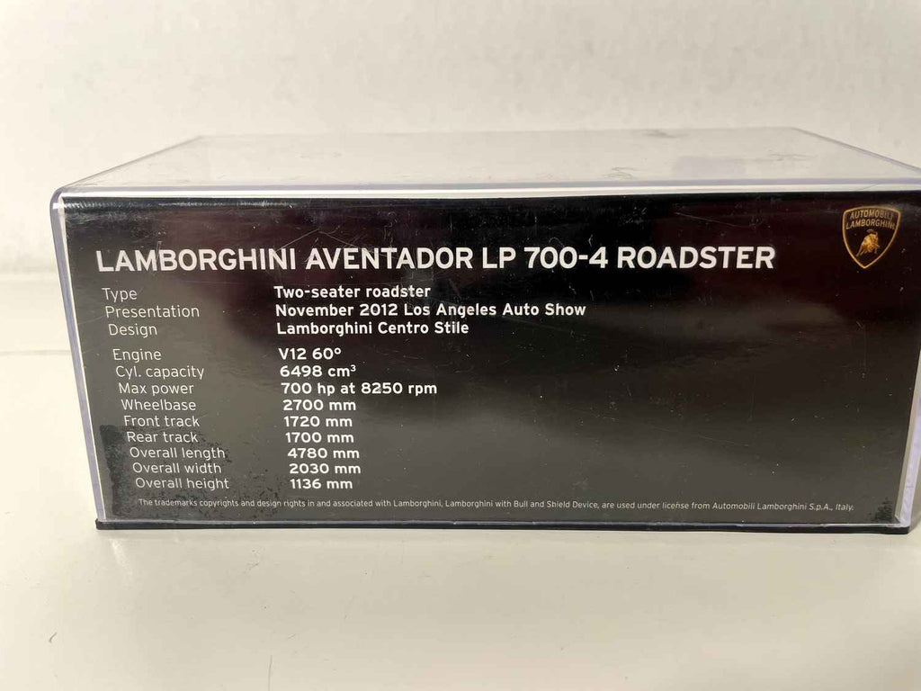 Lamborghini Aventador LP 700-4 Roadster azul de 2012