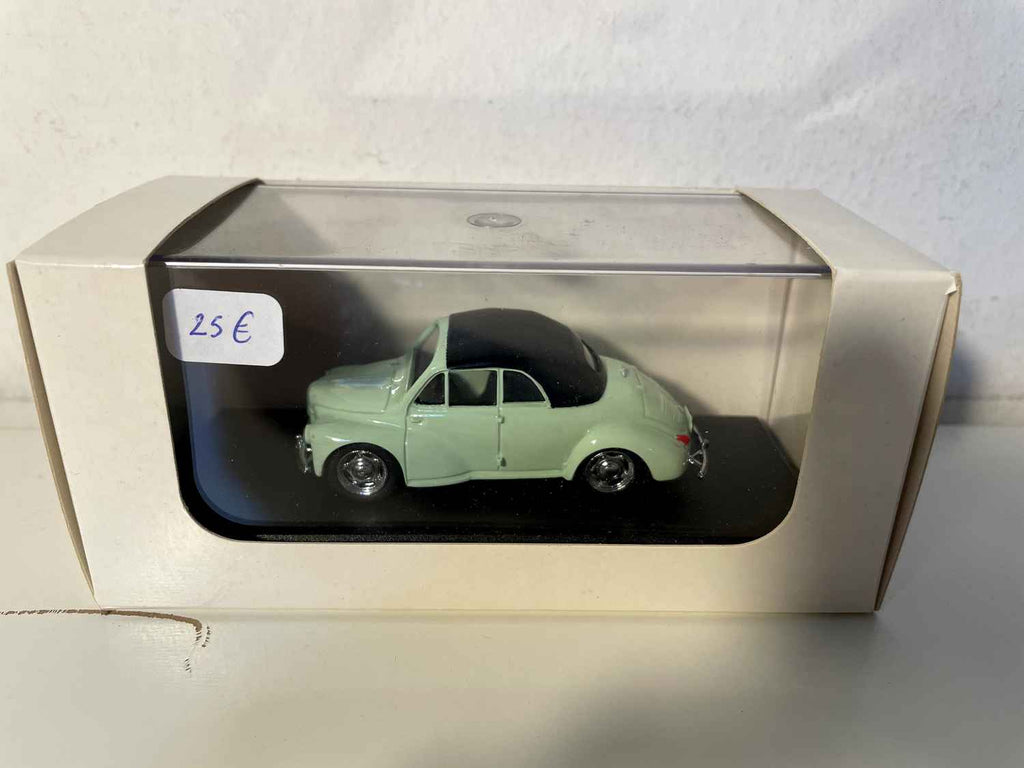 Renault 4 CV geschlossen Cabrio Green Labourdette und Black Capote von 1952 (Prestige Referenzsammlung N ° PM.97)