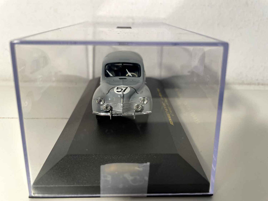 Renault 4 CV szary numer 57 - 24 Hours of Le Mans 1949 (IXO)