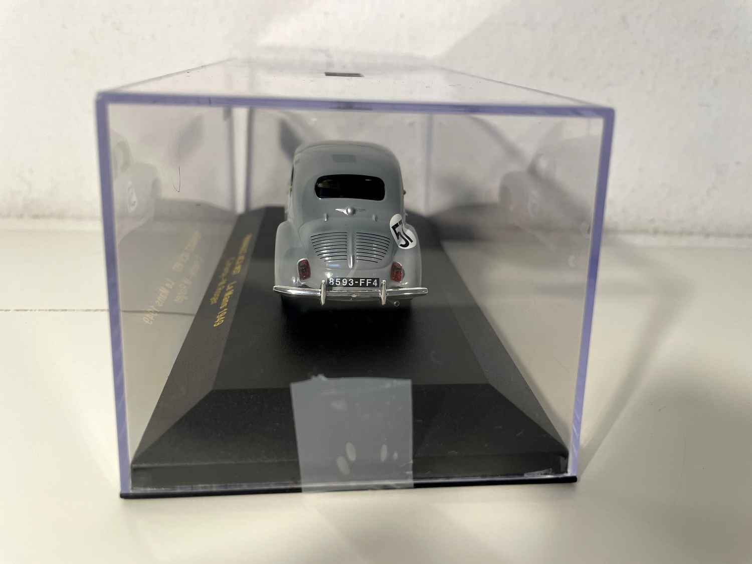 Renault 4 CV szary numer 57 - 24 Hours of Le Mans 1949 (IXO)