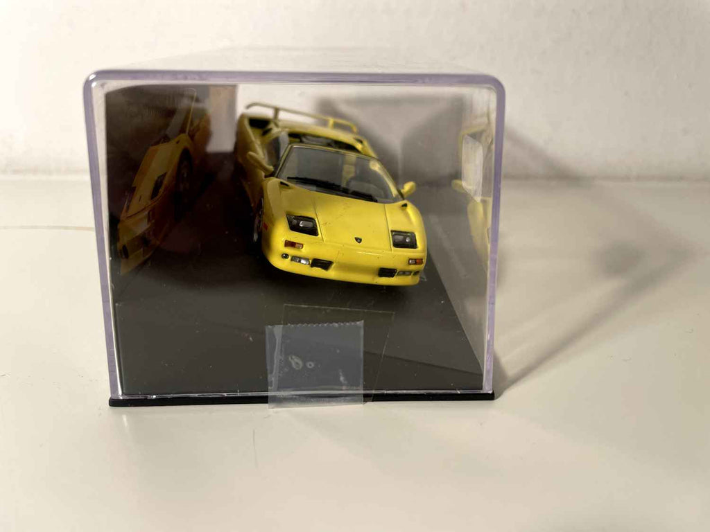 2000 Gelber Lamborghini Diablo Roadster