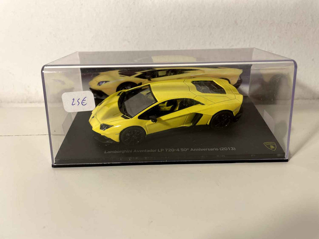 Lamborghini Aventador LP 720-4 50° Anniversario Yellow 2013