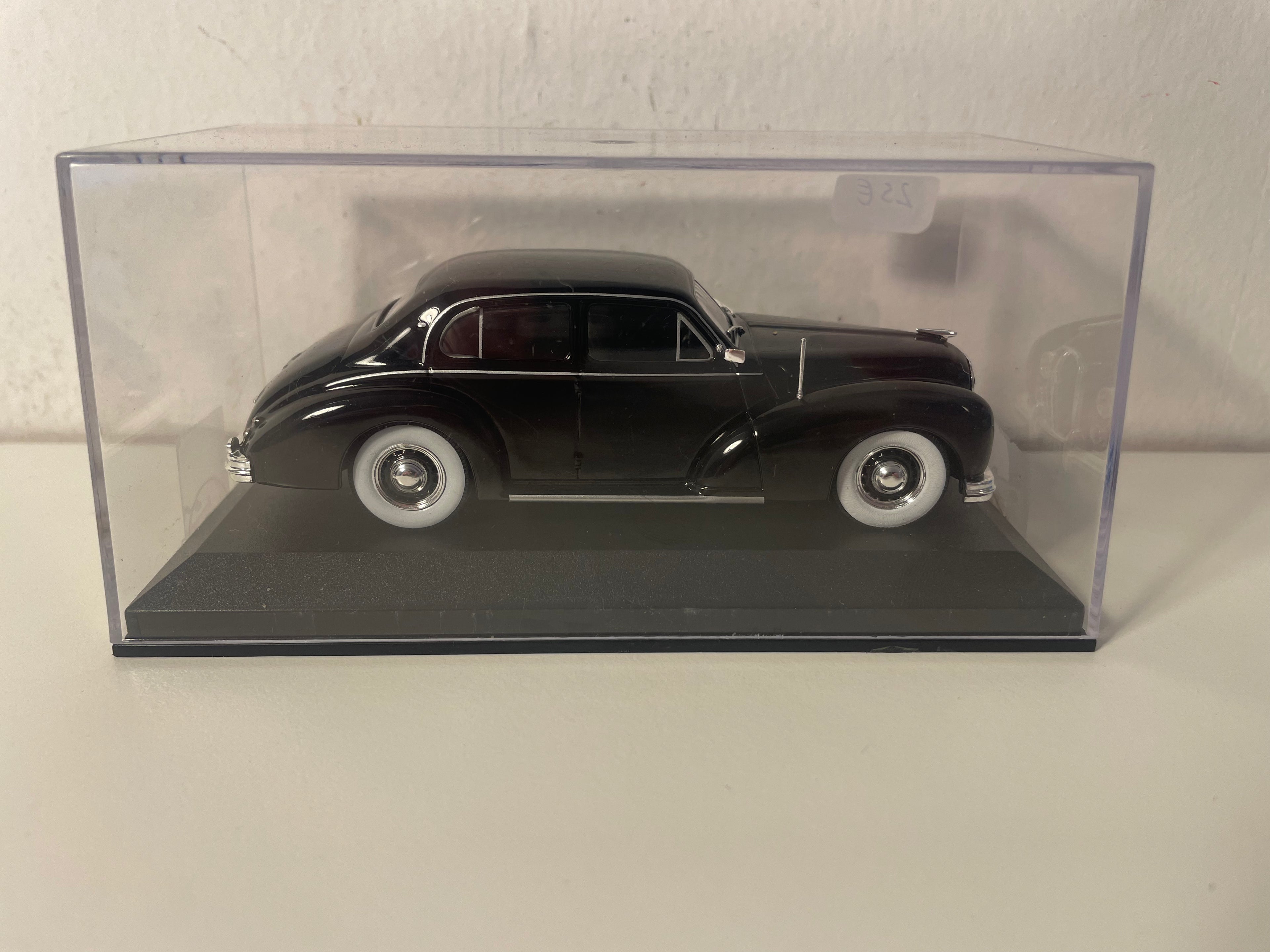 Hotchkiss Anjou black from 1950 (small box)