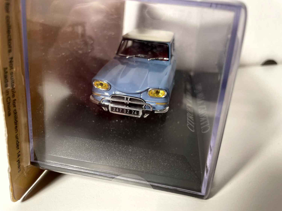 Citroën Ami 6 azul con techo blanco roto de 1961 (caja de plexiglás)