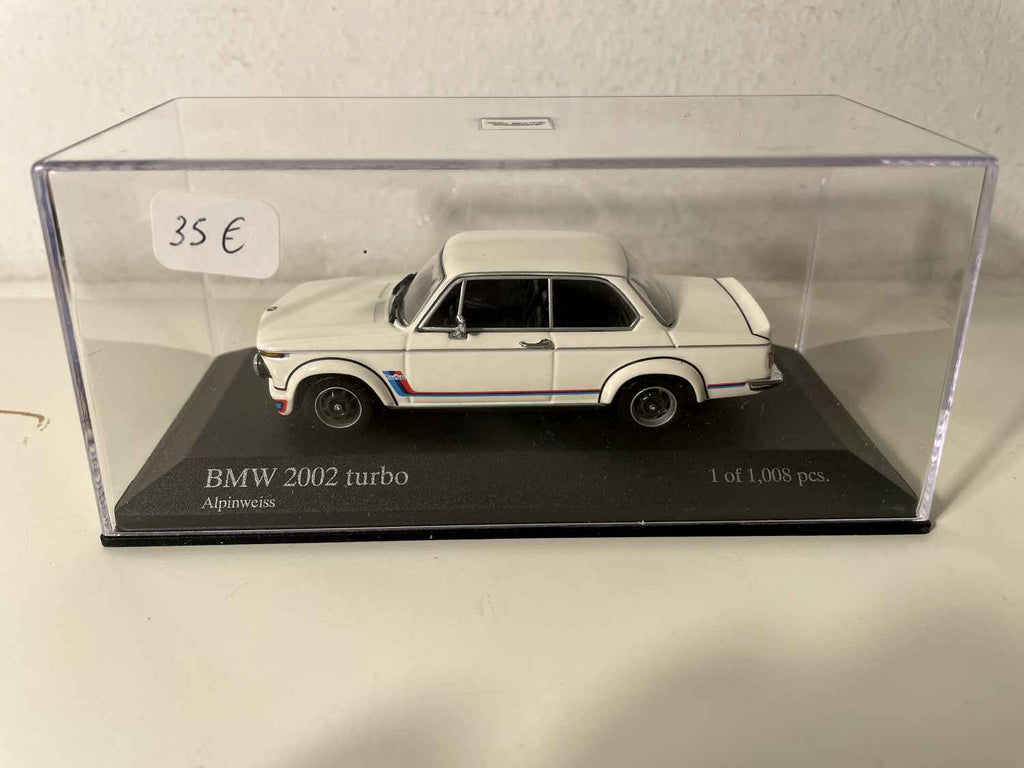 BMW 2002 turbo blanche de 1974 - Minichamps