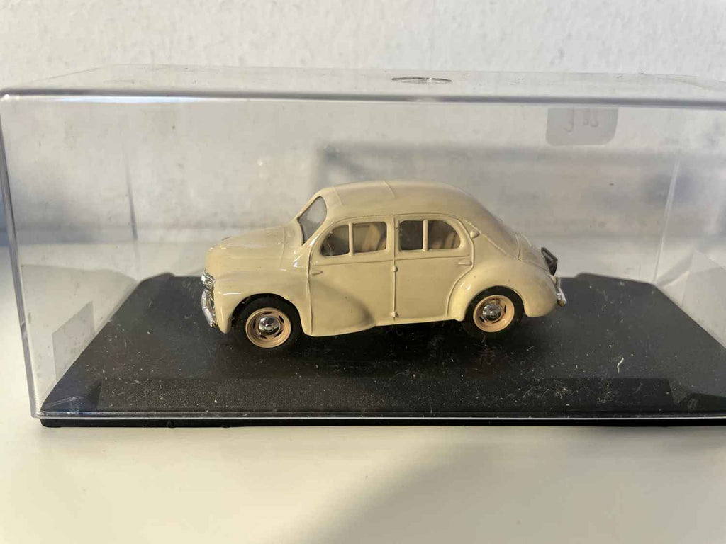 Renault 4 CV beige vitrée (Eligor référence 100611)