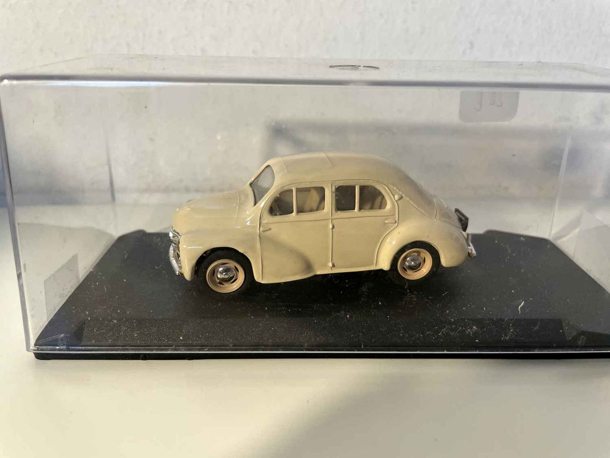 Renault 4 CV beige vitrée (Eligor référence 100611)