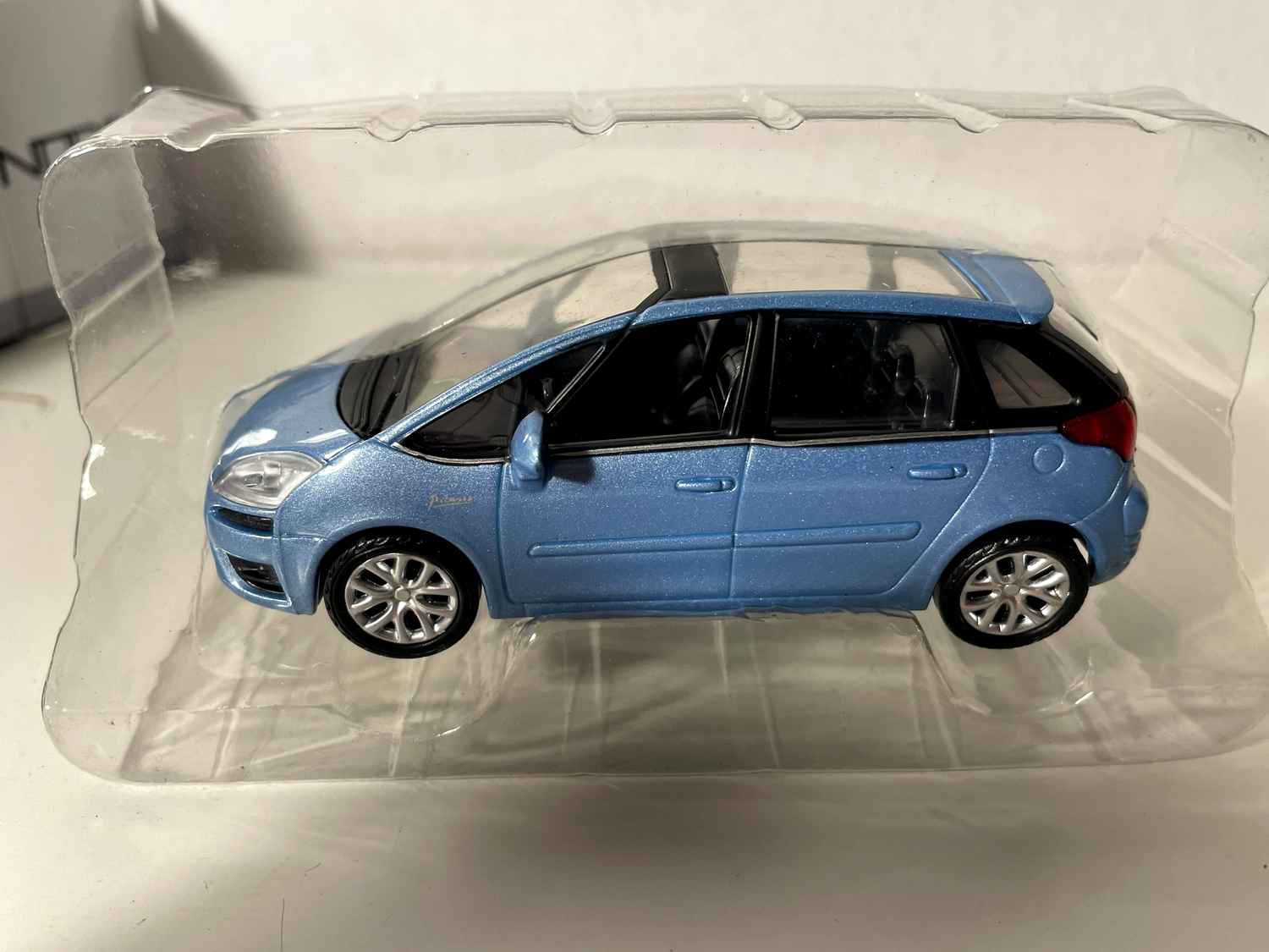 Citroën C4 Picasso bleue - Jet-Car / Norev