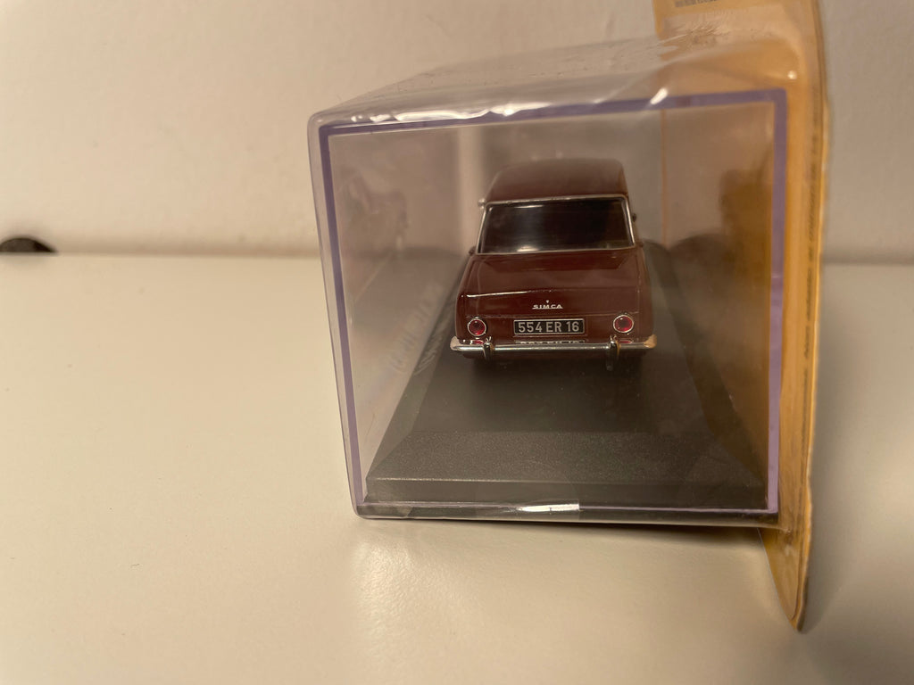 Simca 1300 Bordeaux Farbe von 1963
