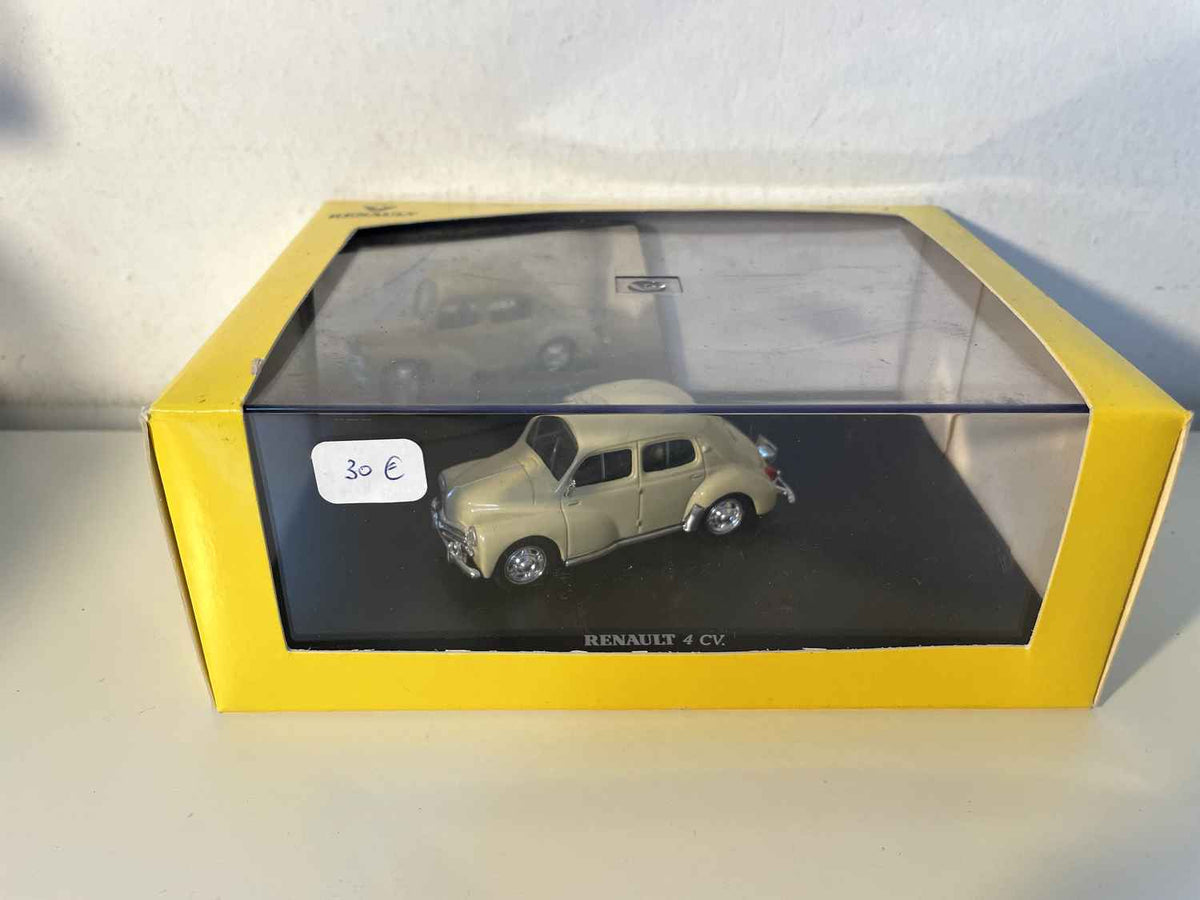Renault 4 CV beige (Renault Këscht an rechteckeger Këscht)