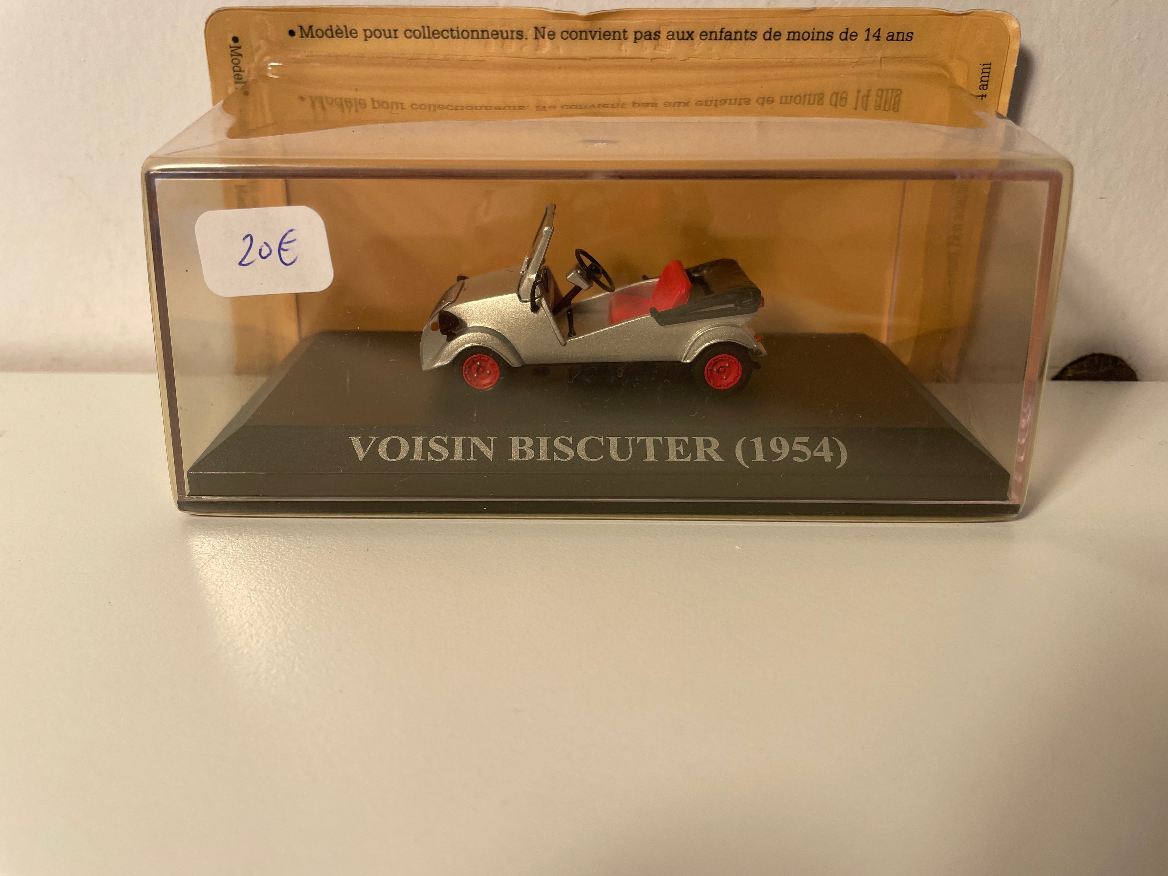Voisin Biscuter gris de 1954