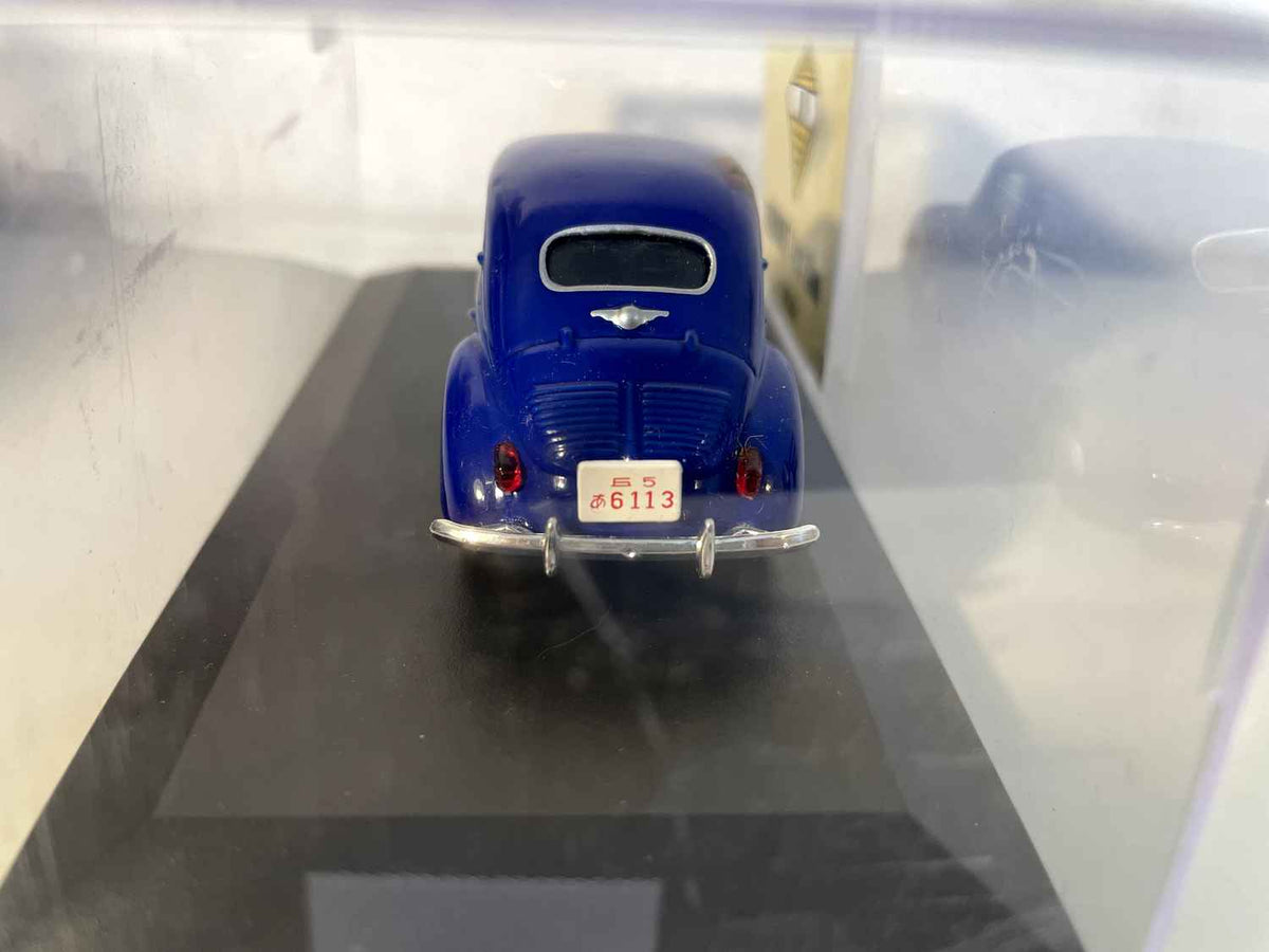 Blauwe Renault 4 CV Hino uit 1954 (Norev)