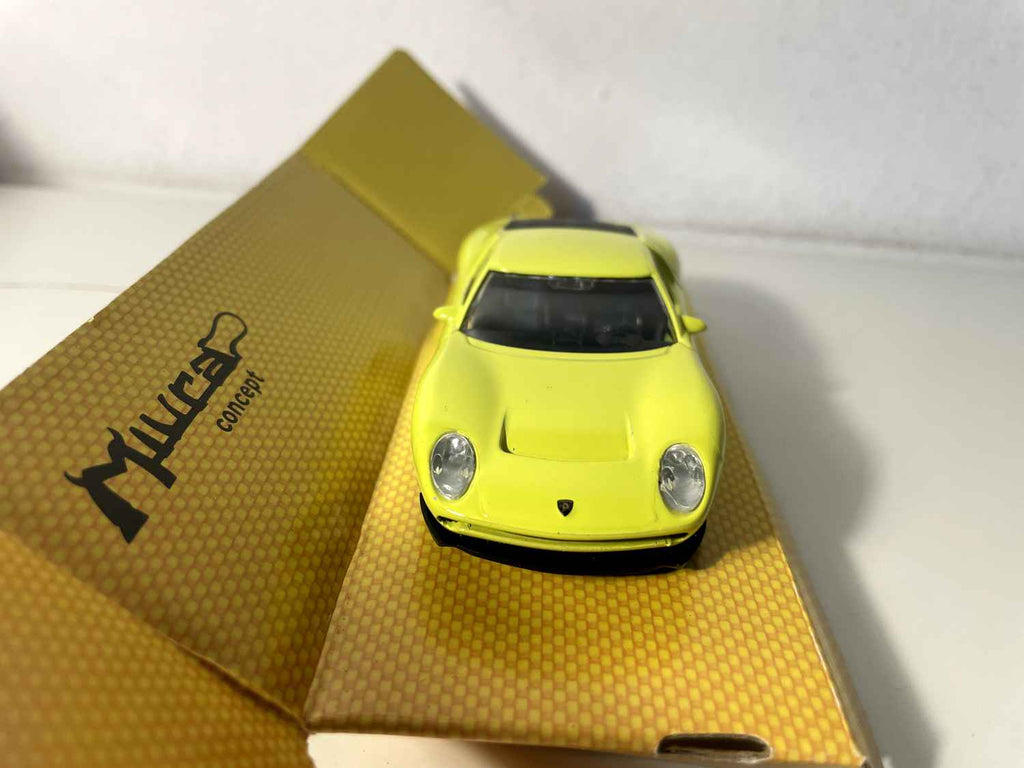 Yellow Lamborghini Miura - Mondo Motors