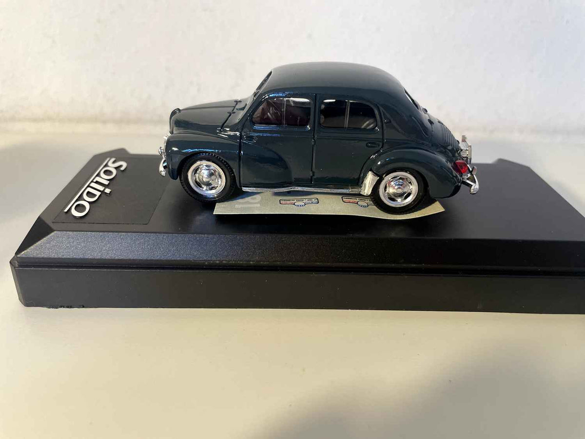 Renault 4 CV Rallye ganz donkelgro Nummer 17 - Tour de France 1954 (Solido Referenz 1919)