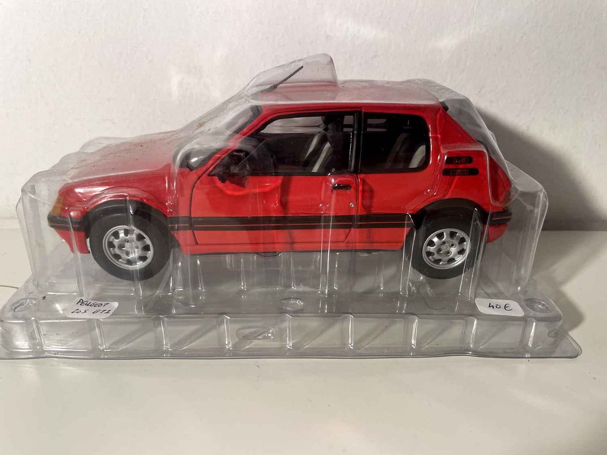 Peugeot 205 GTI czerwony (Solido w skali 1/18)