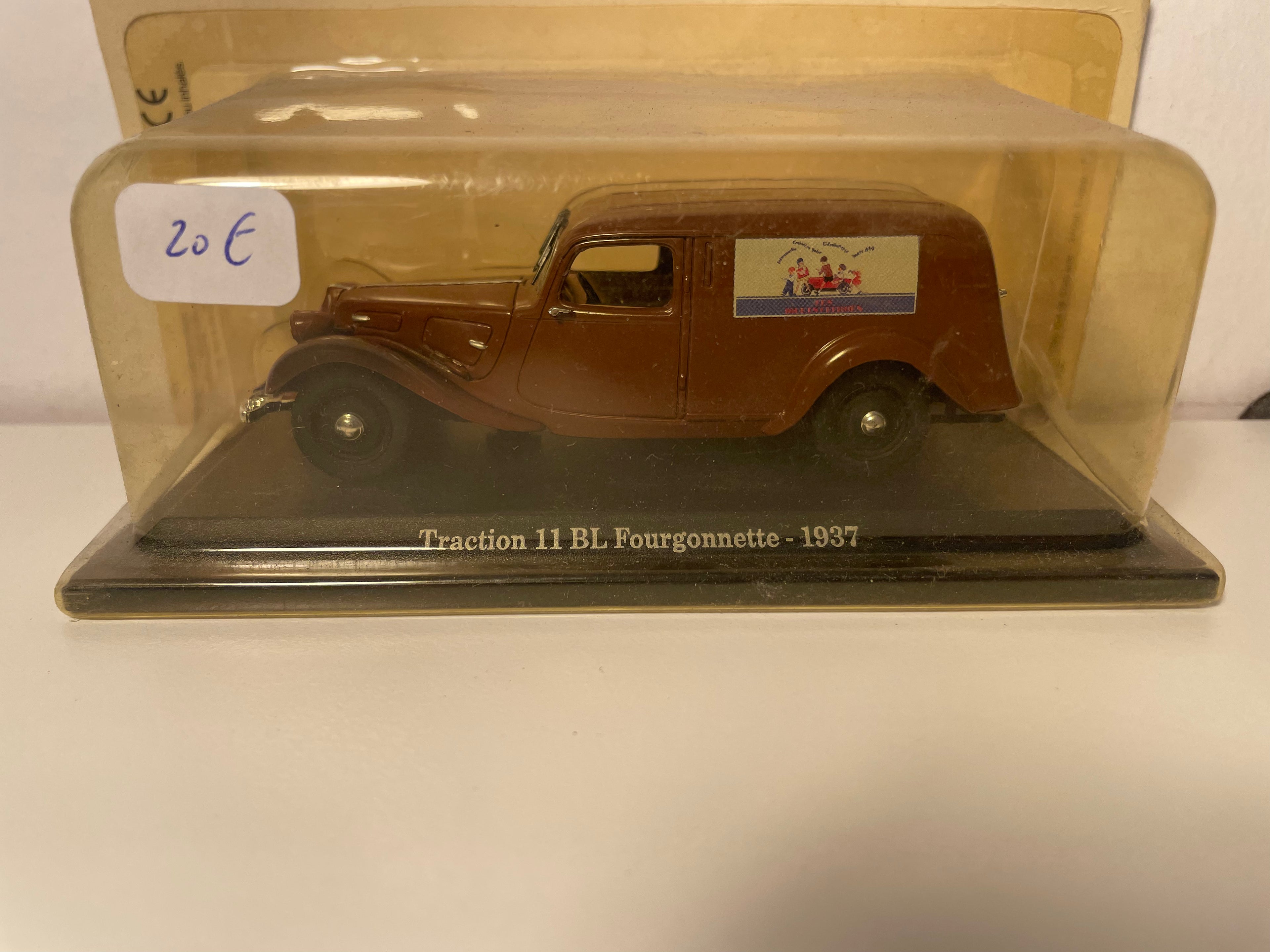 Citroën 11 BL Fourgonnette marrone del 1937