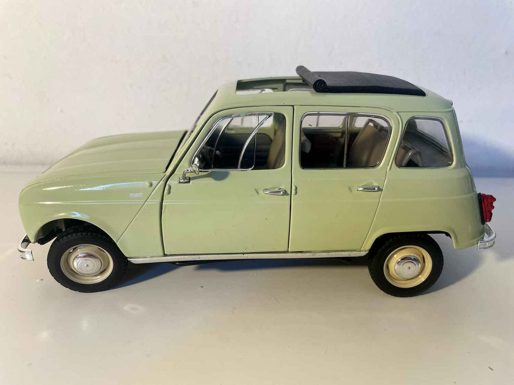 Renault 4L jasnozielony (anyżowy) (Solido w skali 1/18)