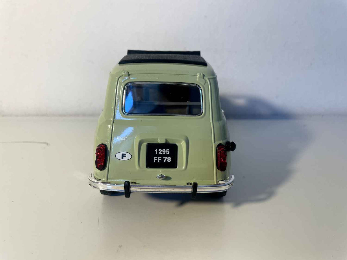Renault 4L jasnozielony (anyżowy) (Solido w skali 1/18)