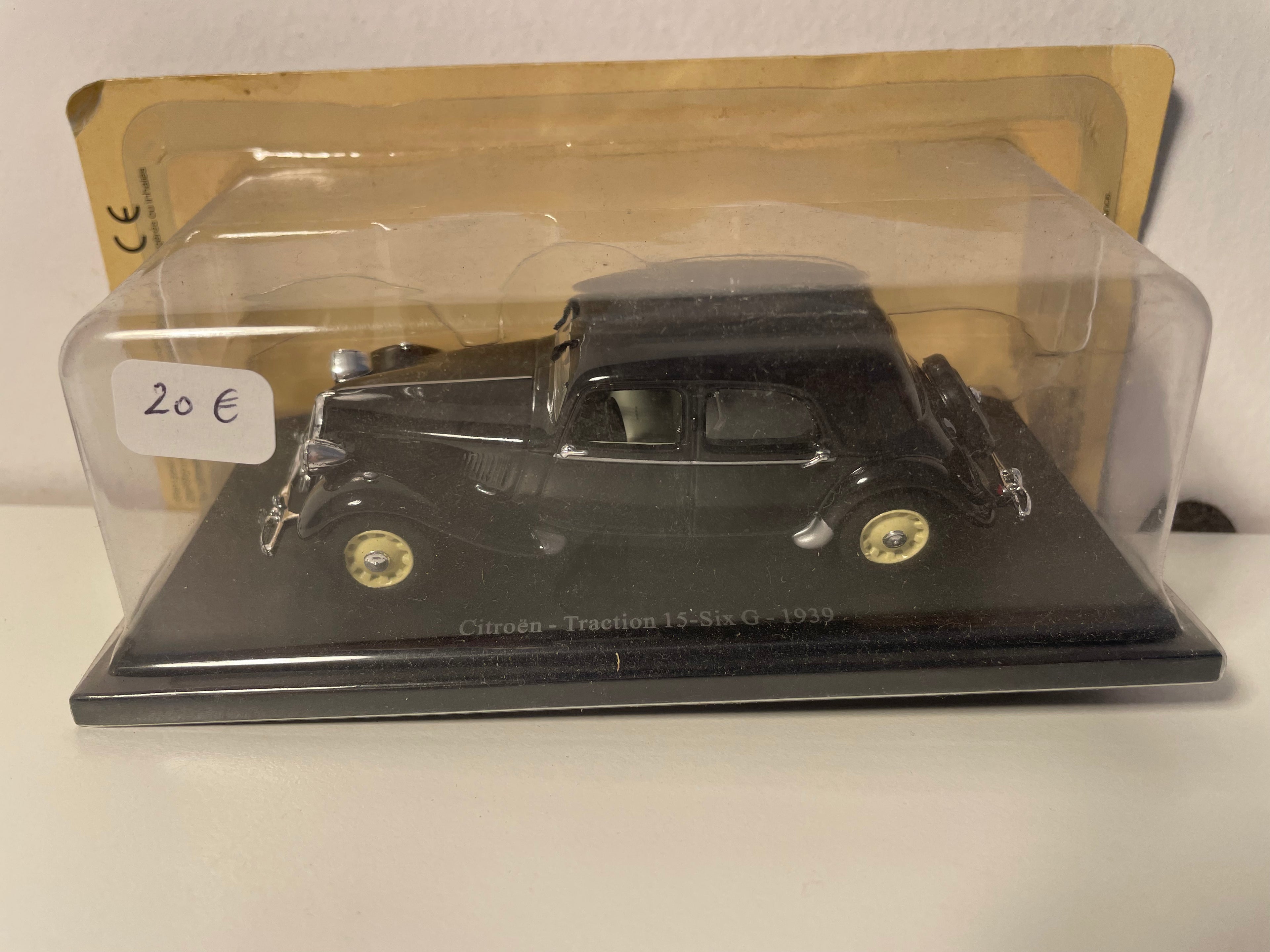 Citroën Traction 15-Six G Zwart van 1939