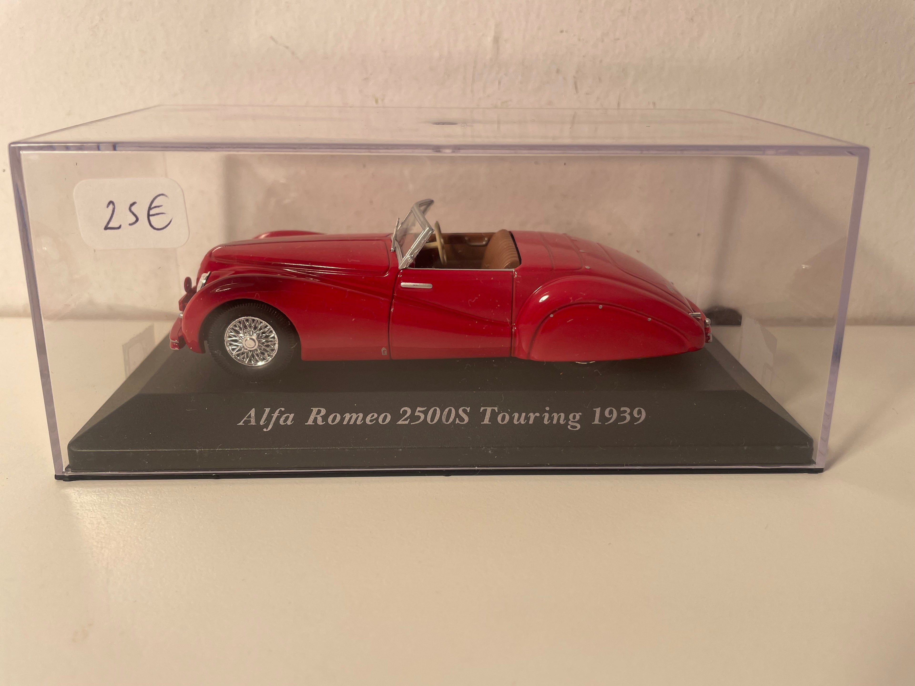 Alfa Romeo 2500S Touring rout aus 1939