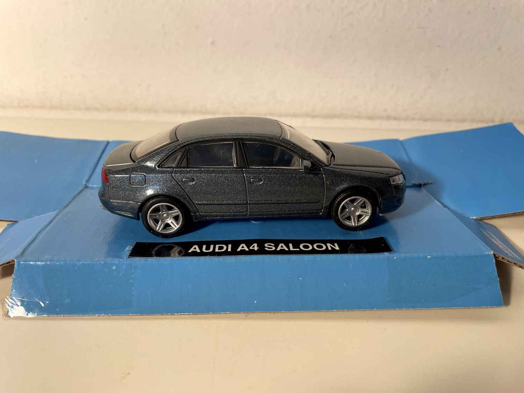 Audi A4 Sedán gris azulado - colección CityCruiser