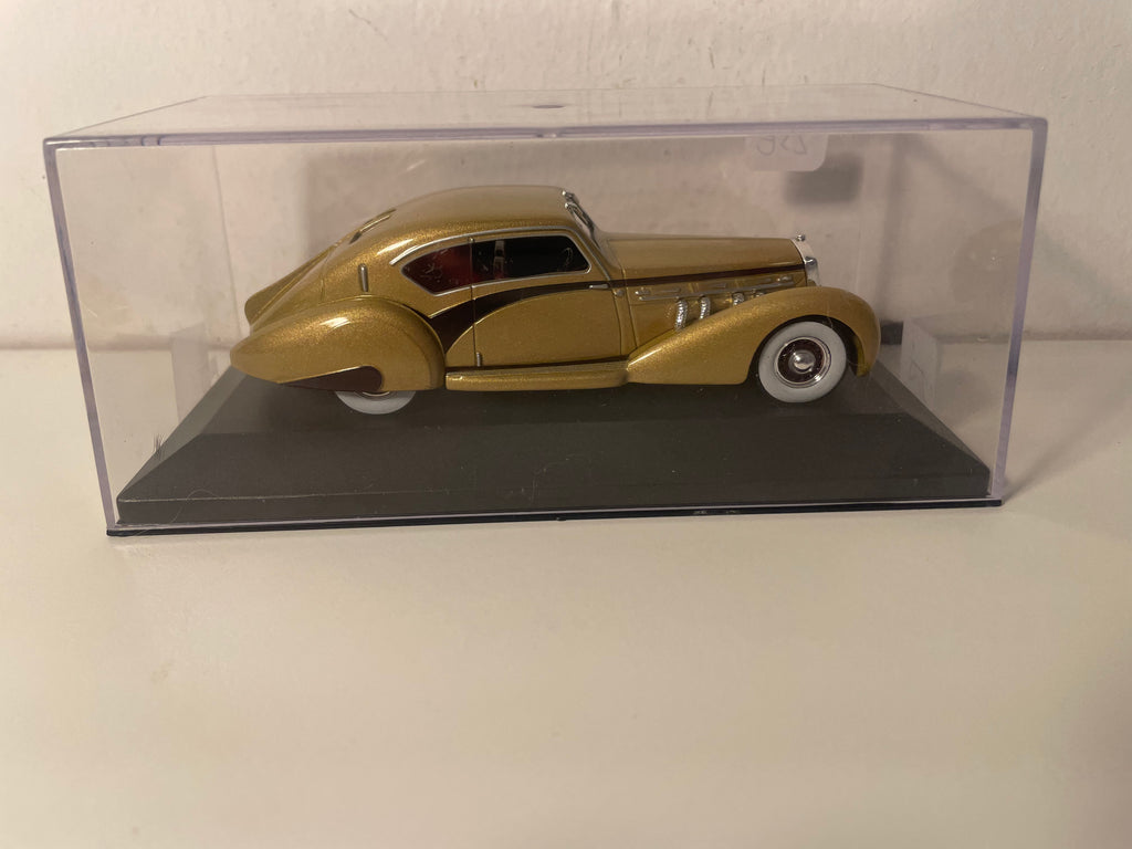 Delage D8 120 Letourneur e Marchand marrone del 1939