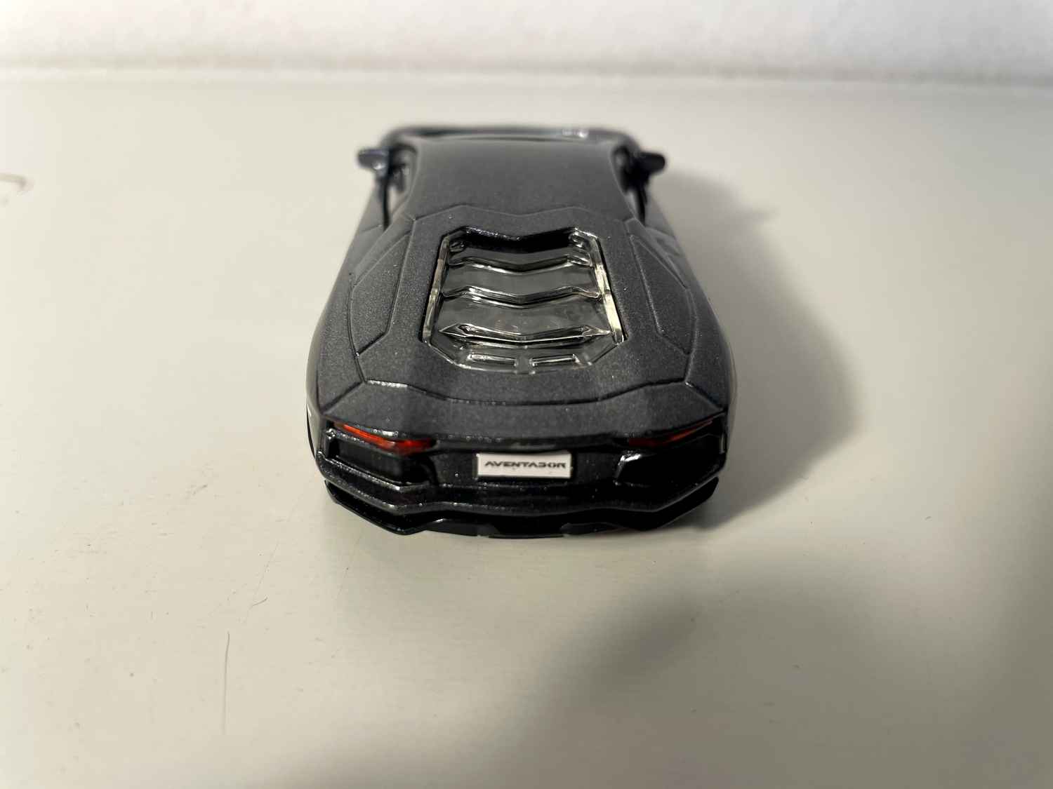 Lamborghini Aventador LP 700-4 ciemnoszary - Burago