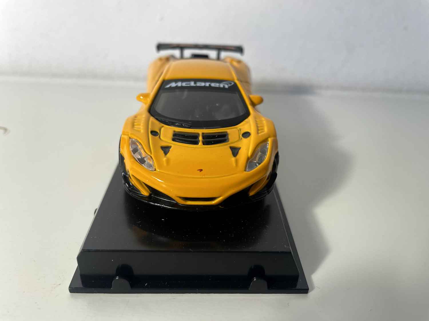 McLaren 12C GT3 orange - Burago