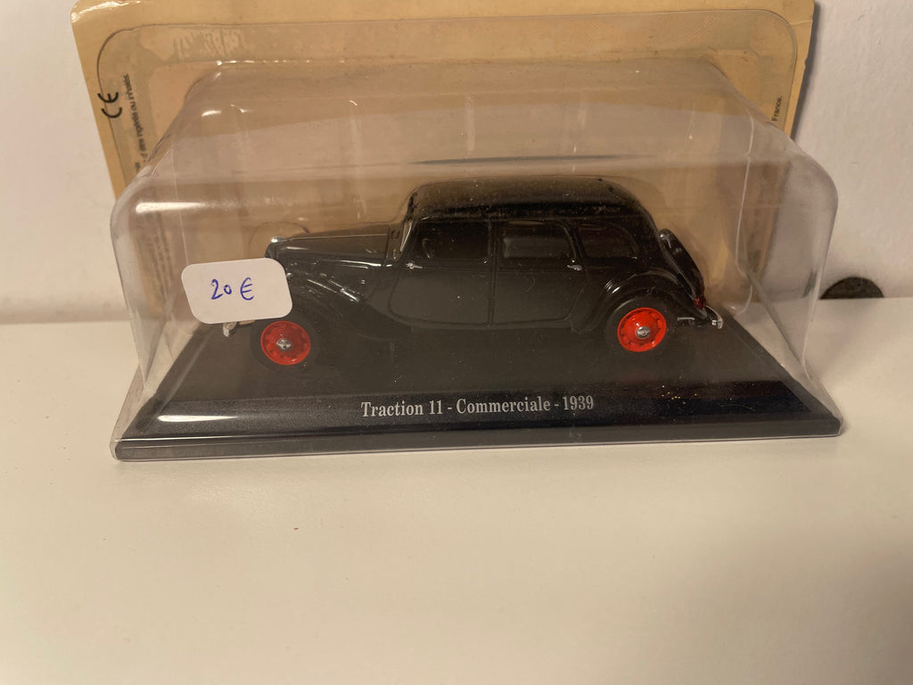 Citroën traction 11 commerciale noire de 1939